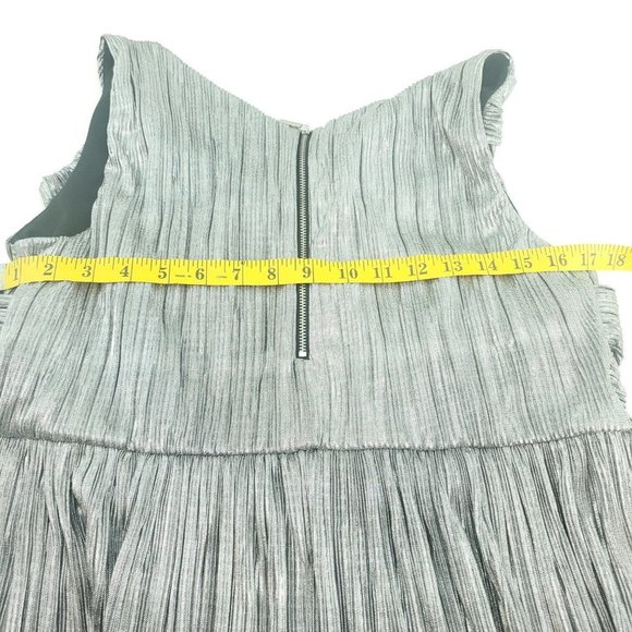 Lane Bryant Womens Gray Sleeveless V Neck Criss Cross Blouse Top Size 14/16 - Picture 7 of 13